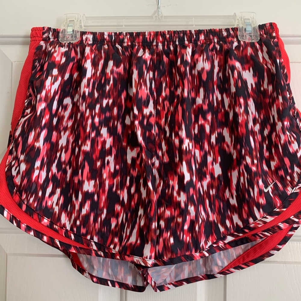 Red and Pink Patterned XL Nike Shorts
